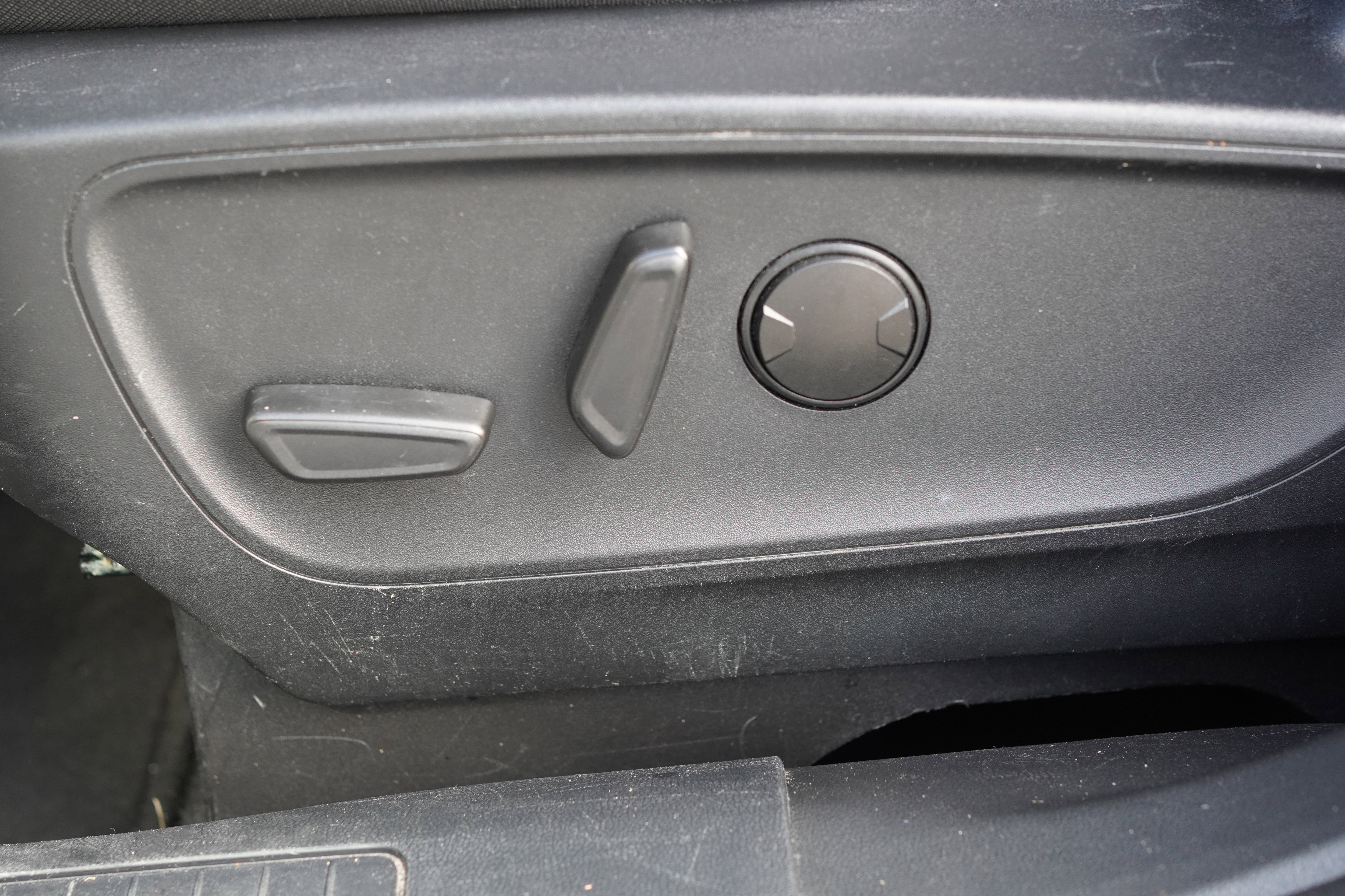 Used 2024 Ford Escape ST-Line image 31