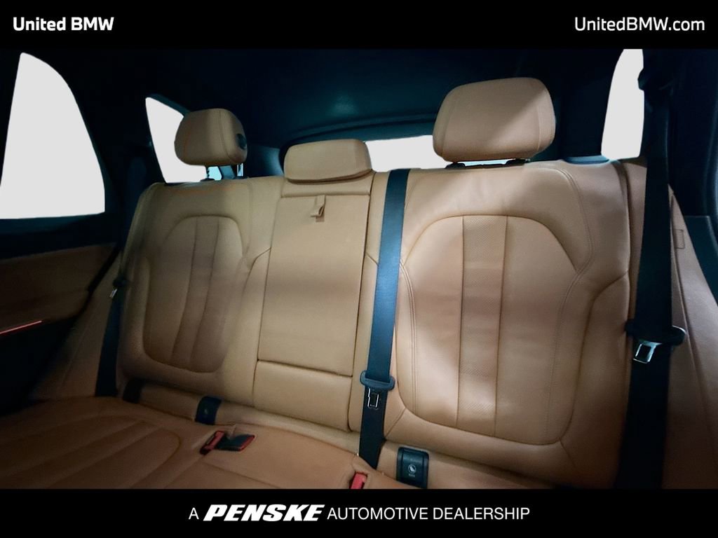Used 2021 BMW X5 sDrive40i w/ M Sport Package image 13