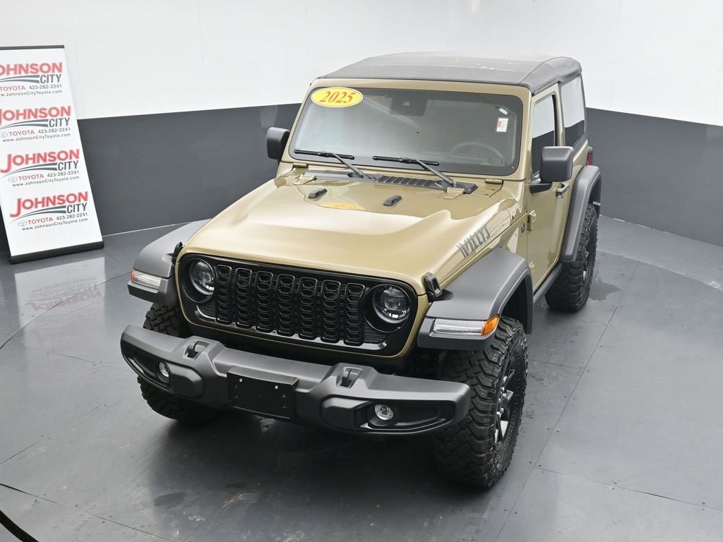 Used 2025 Jeep Wrangler Sport image 27