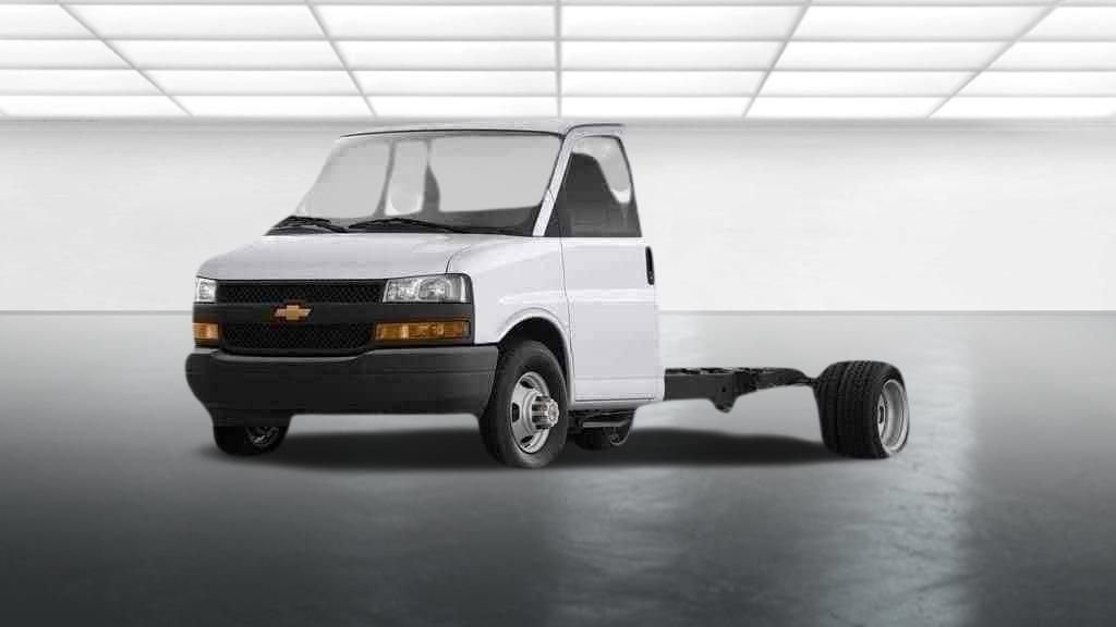 New 2026 Chevrolet Express 3500 w/ Power Convenience Package RWD image 7