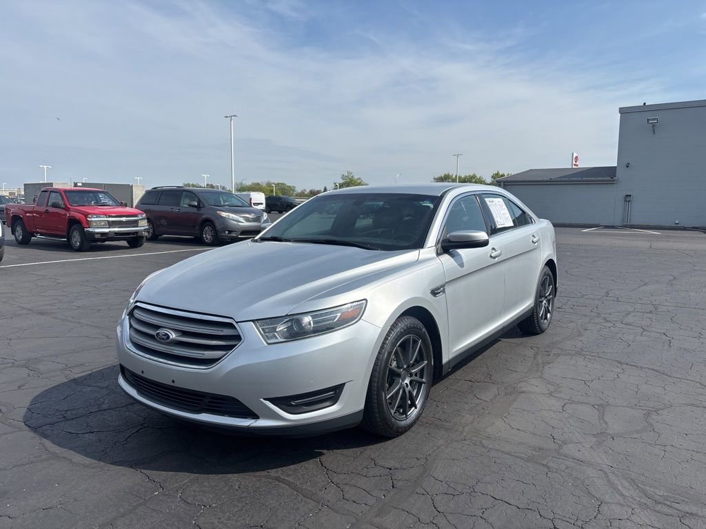 Used 2015 Ford Taurus SEL AWD/4WD image 2