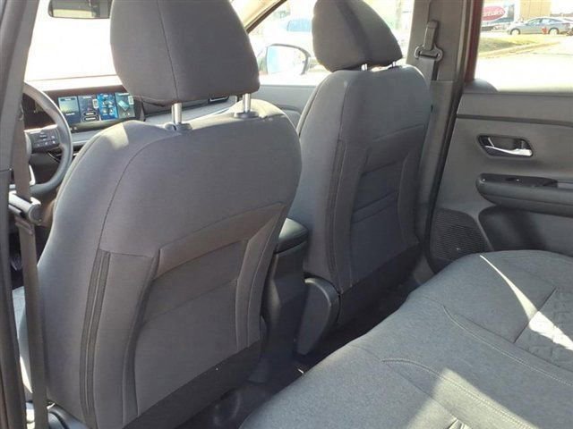 New 2026 Nissan Kicks SV image 39