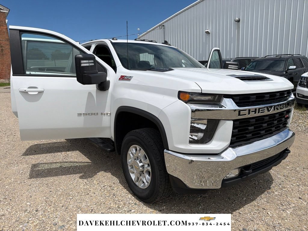 Used 2022 Chevrolet Silverado 3500 LT w/ Convenience Package AWD/4WD image 30