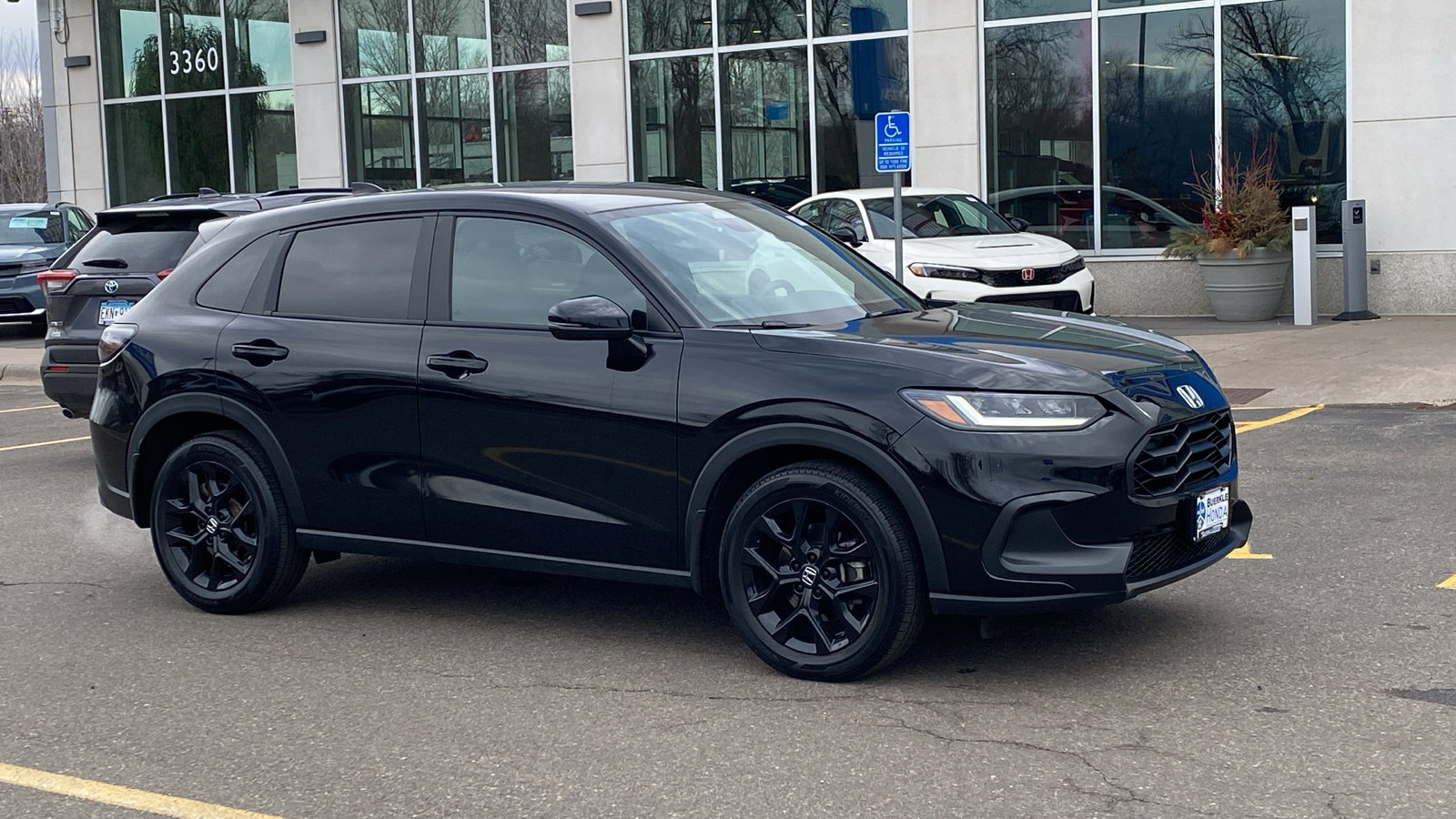 Certified 2024 Honda HR-V Sport image 1