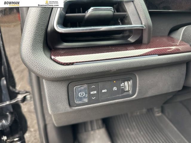 Used 2024 Chevrolet Traverse Z71 w/ Enhanced Driving Package image 17