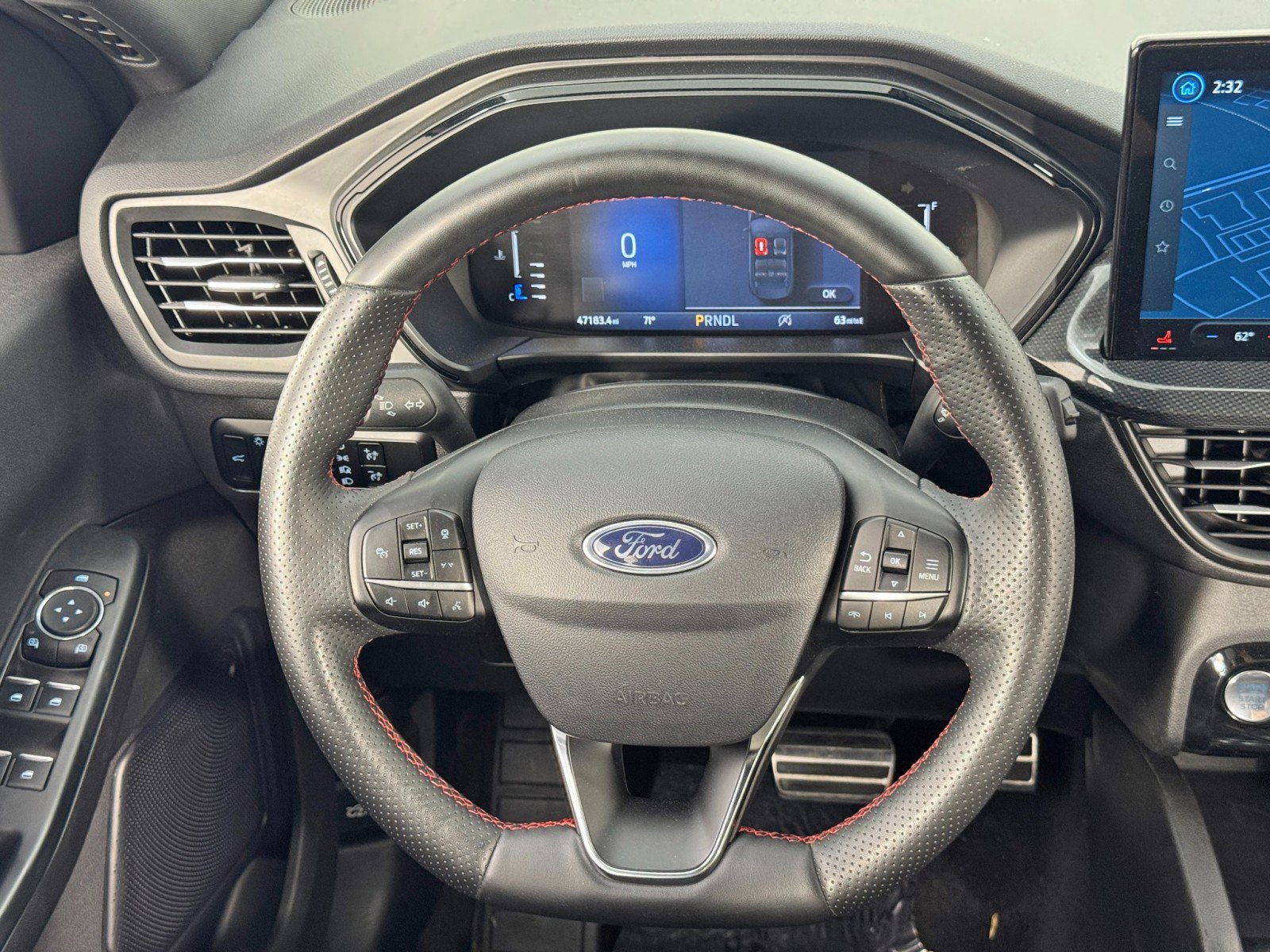 Used 2024 Ford Escape ST-Line w/ Tech Pack #1 AWD/4WD image 18