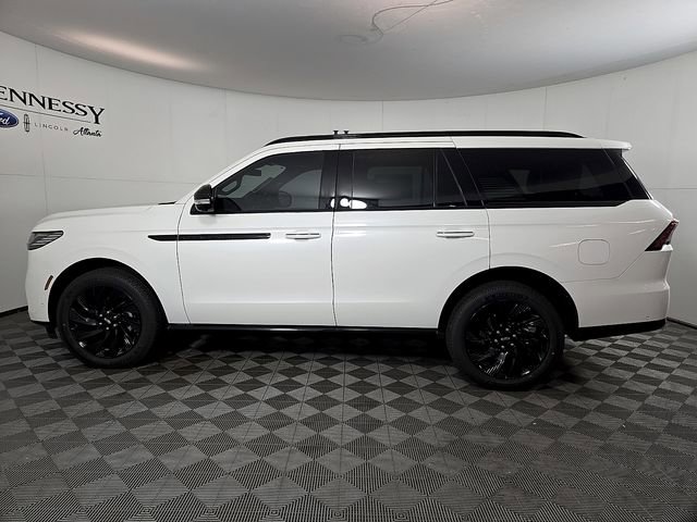 New 2025 Lincoln Navigator Reserve w/ Jet Appearance Package AWD/4WD image 8