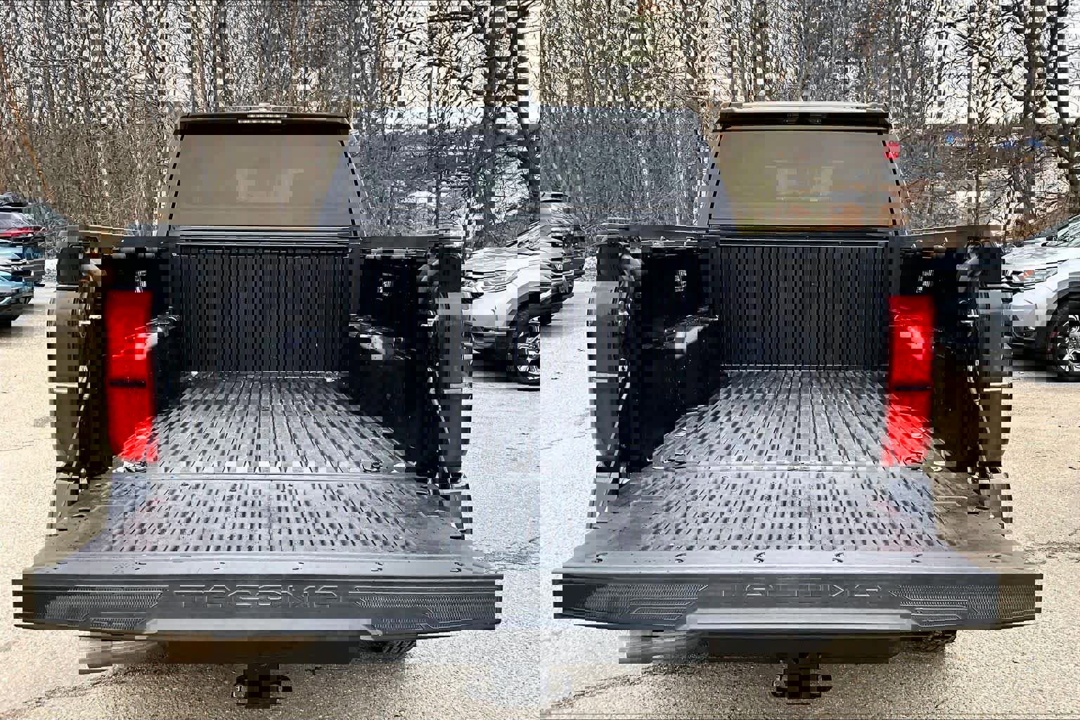 Certified 2025 Toyota Tacoma SR5 image 30