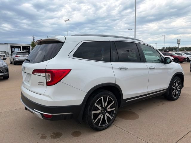 Used 2020 Honda Pilot Touring image 3