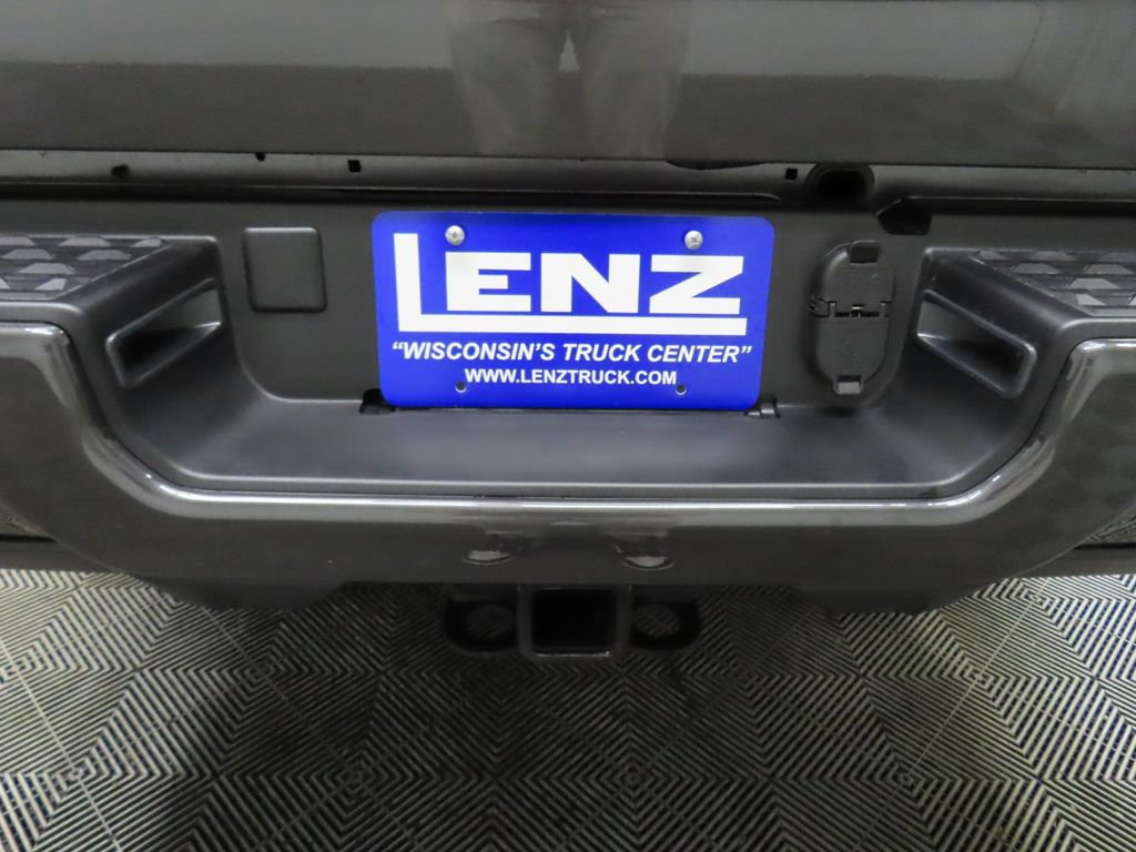 Used 2026 RAM 2500 Laramie AWD/4WD image 45