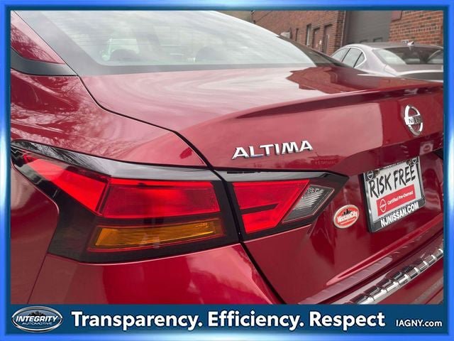 Certified 2022 Nissan Altima 2.5 SR AWD/4WD image 11