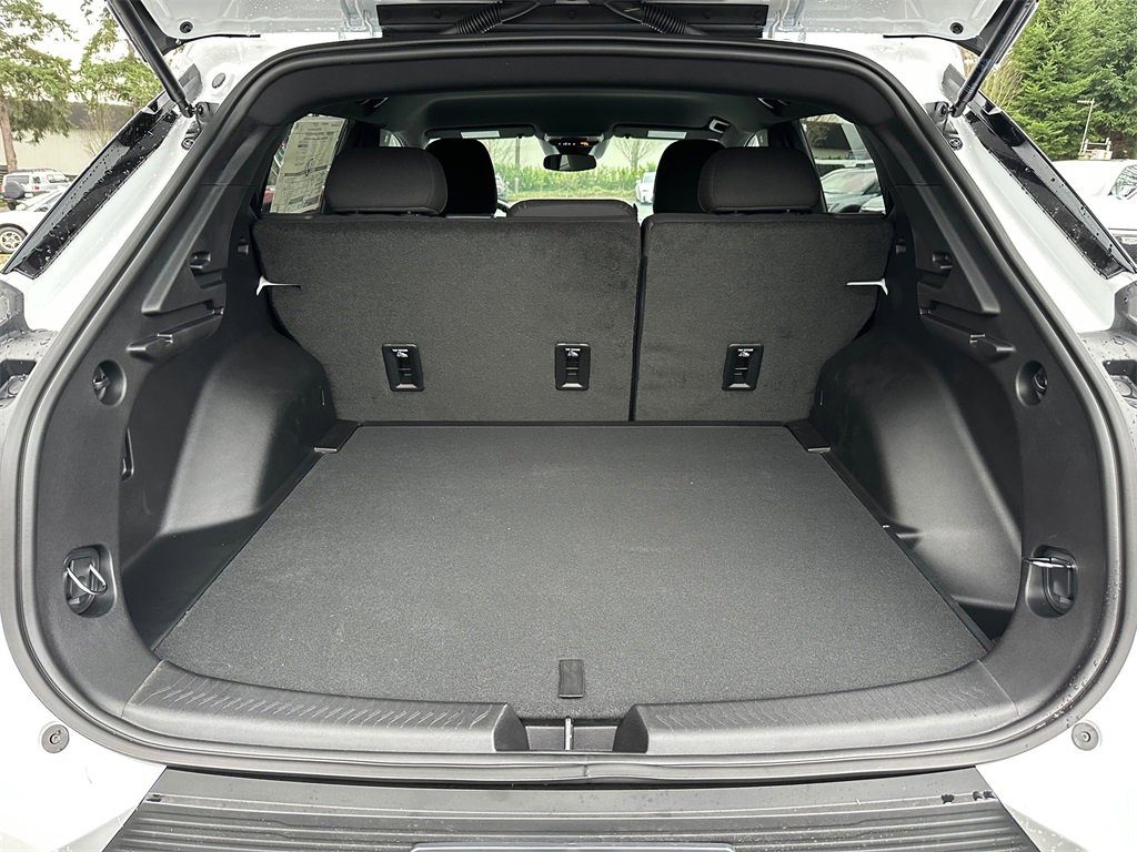 New 2026 Chevrolet Equinox EV LT image 14