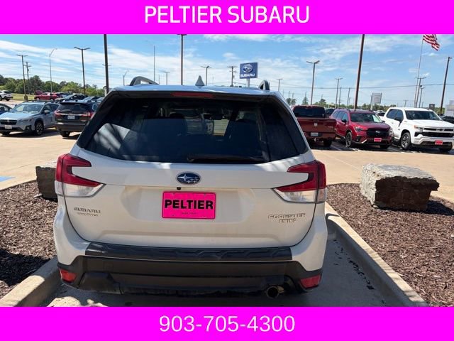 Used 2021 Subaru Forester Limited image 16