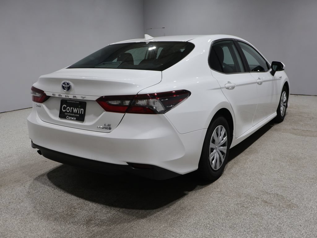Used 2021 Toyota Camry LE FWD video 2