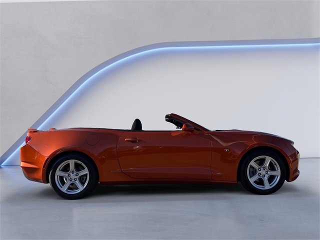 Used 2023 Chevrolet Camaro LT image 4