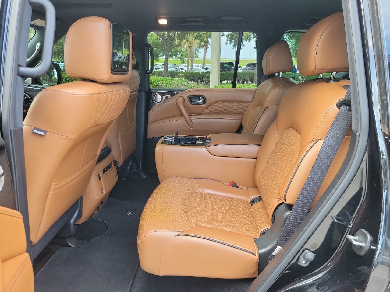 Used 2023 INFINITI QX80 Sensory w/ Cargo Package AWD/4WD image 11