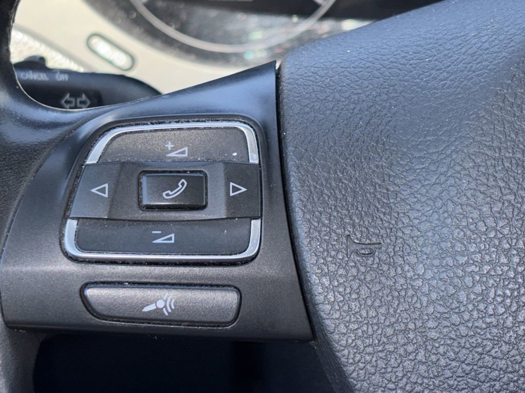 Used 2013 Volkswagen Jetta SE FWD image 12