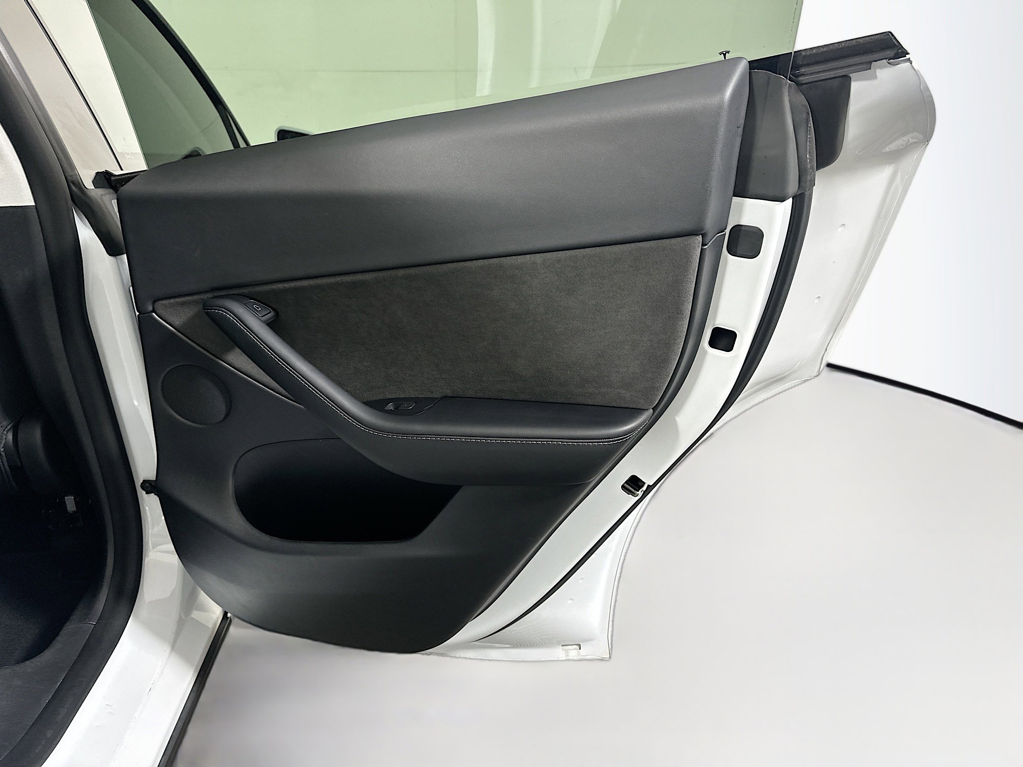 Used 2022 Tesla Model Y Performance AWD/4WD image 31