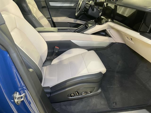 New 2026 Porsche Cayenne Electric AWD/4WD image 23