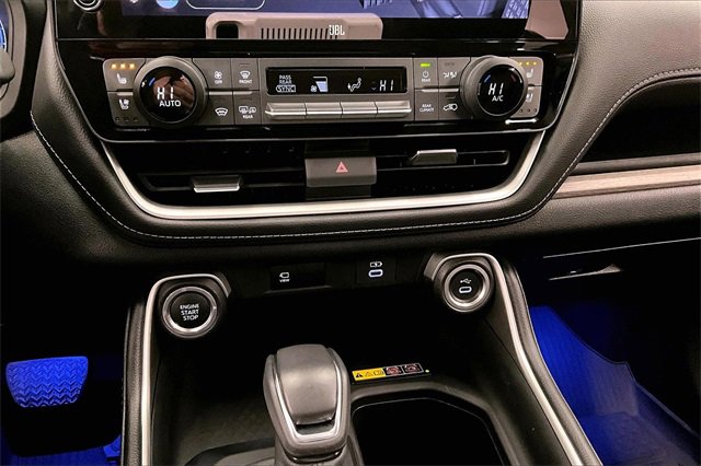 Used 2024 Toyota Grand Highlander Platinum image 28