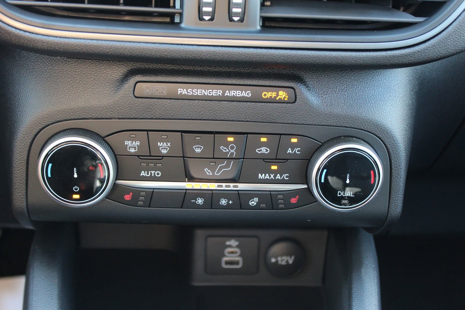 New 2026 Ford Escape Active w/ Cold Weather Package image 25