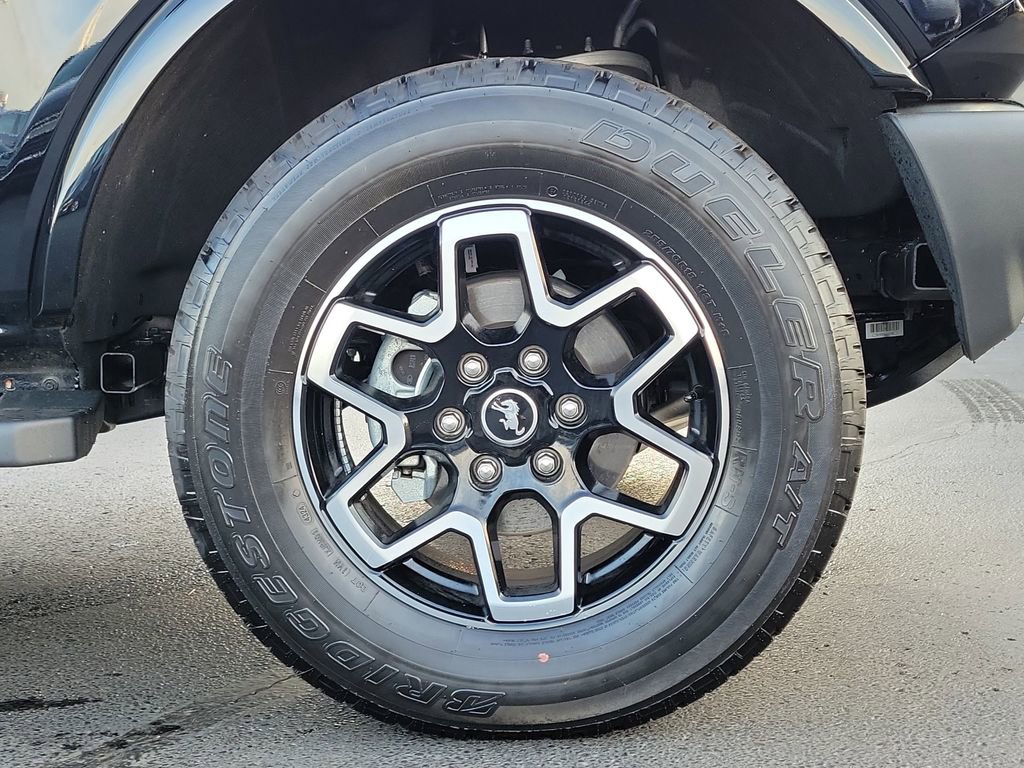 Certified 2024 Ford Bronco Outer Banks image 9