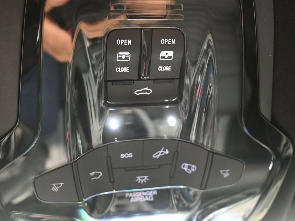 Used 2024 Dodge Hornet R/T Plus w/ R/T Blacktop Package image 19