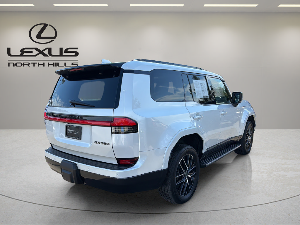 Used 2025 Lexus GX 550 w/ Accessory Package (2T) AWD/4WD image 6