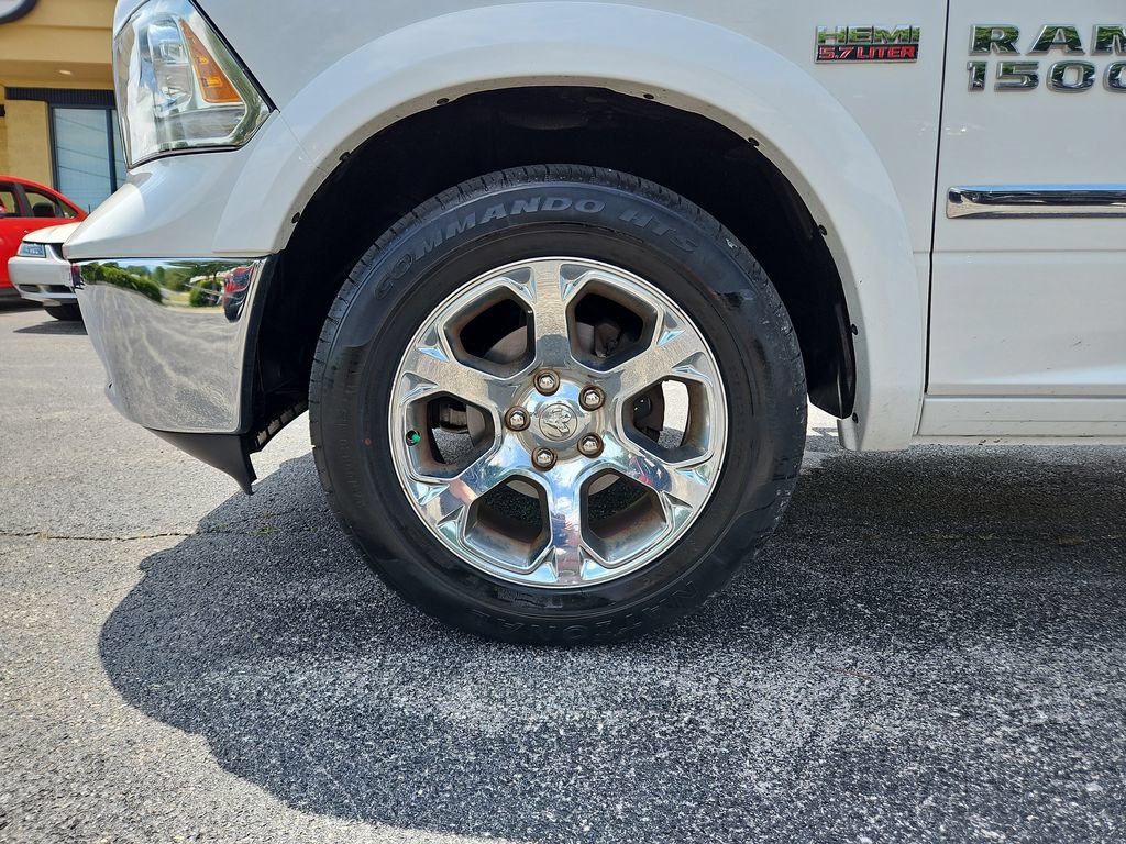 Used 2014 RAM 1500 Laramie w/ Convenience Group AWD/4WD image 26