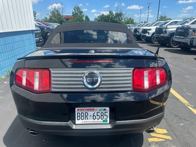 Used 2010 Ford Mustang GT RWD image 3