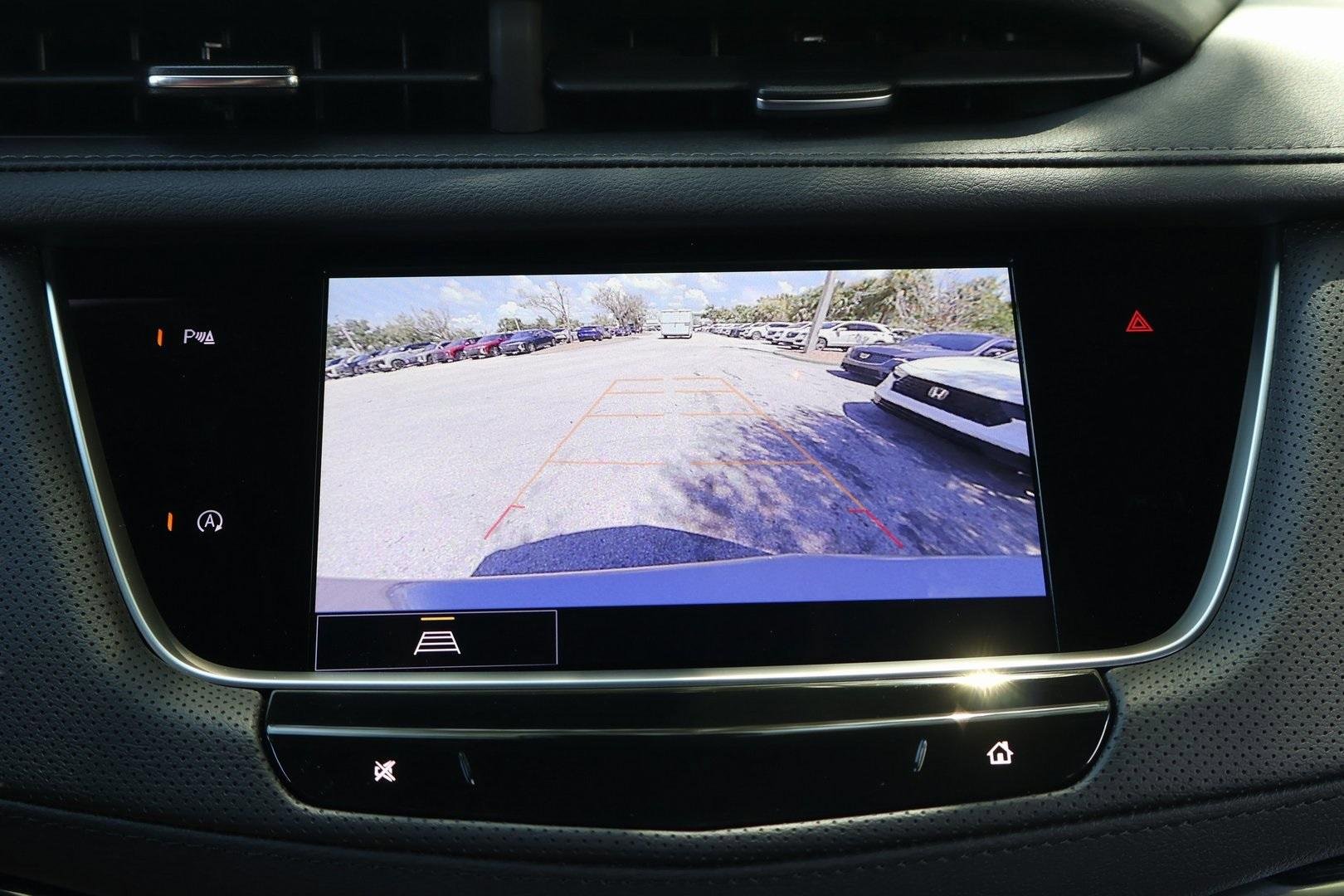 New 2025 Cadillac XT5 Premium Luxury image 24