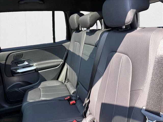 New 2026 Mercedes-Benz GLB 250 image 18