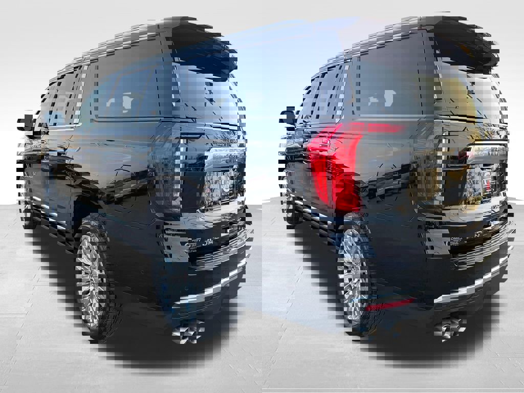 Certified 2023 GMC Yukon XL Denali w/ Denali Reserve Package image 4