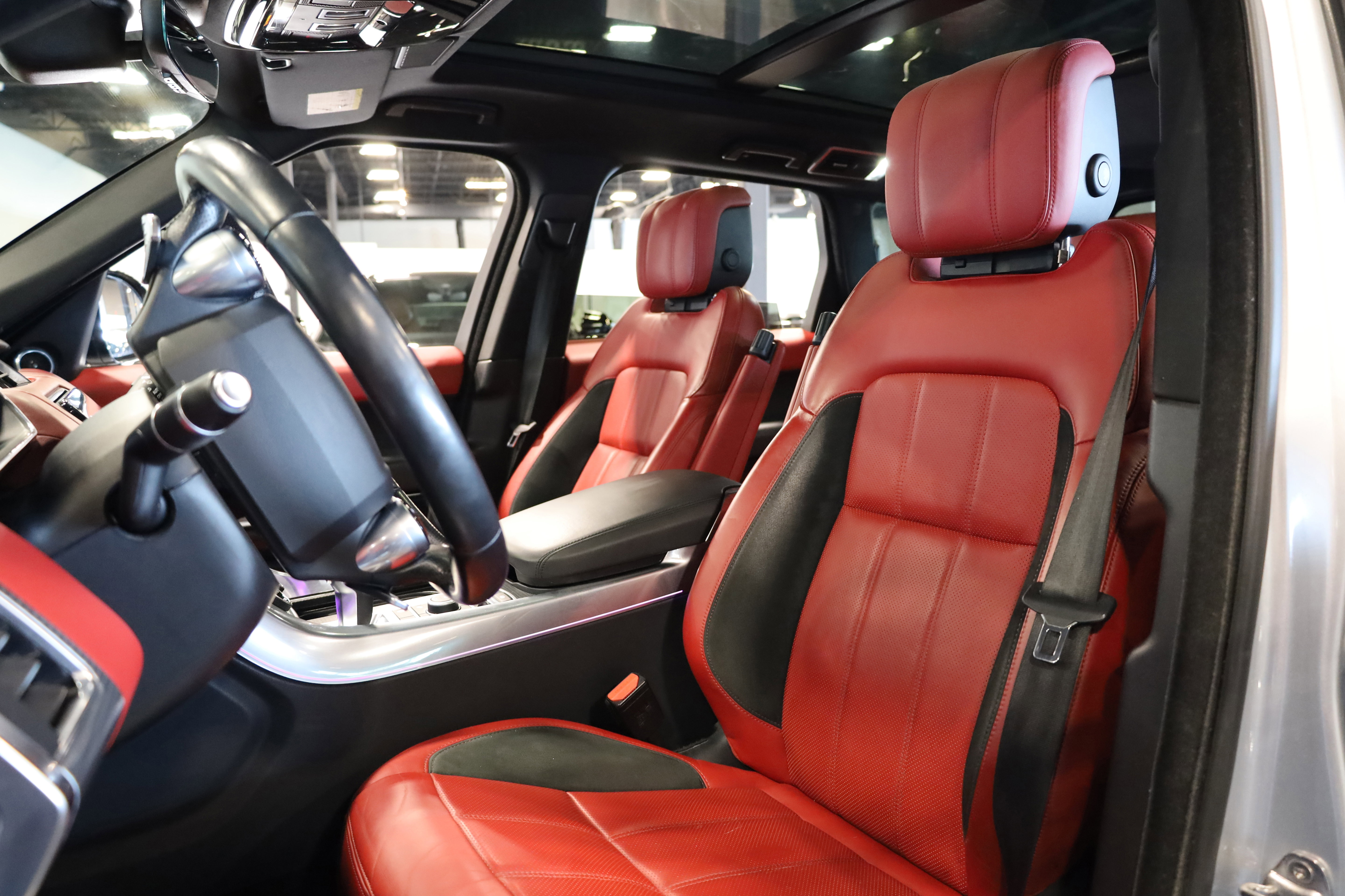 Used 2020 Land Rover Range Rover Sport HSE Dynamic image 17