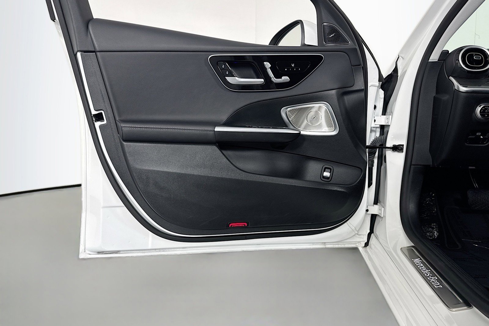 Certified 2024 Mercedes-Benz C 300 Sedan w/ Exclusive Trim Package image 21