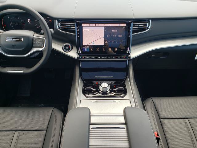New 2026 Jeep Grand Wagoneer L Limited AWD/4WD image 19
