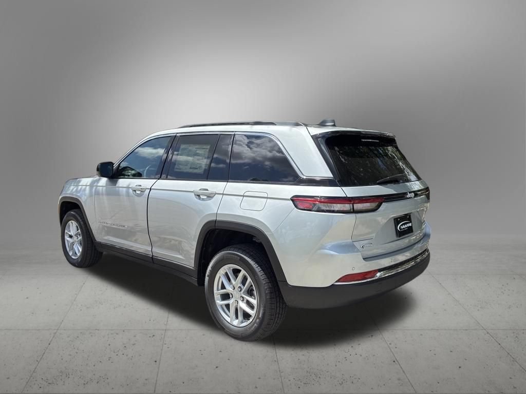 New 2026 Jeep Grand Cherokee Laredo X RWD image 6