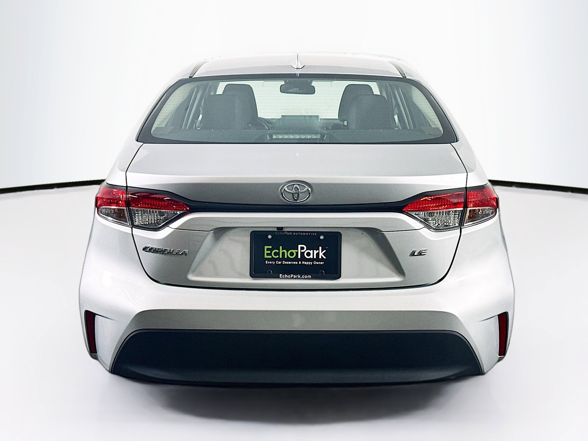 Used 2025 Toyota Corolla LE image 7