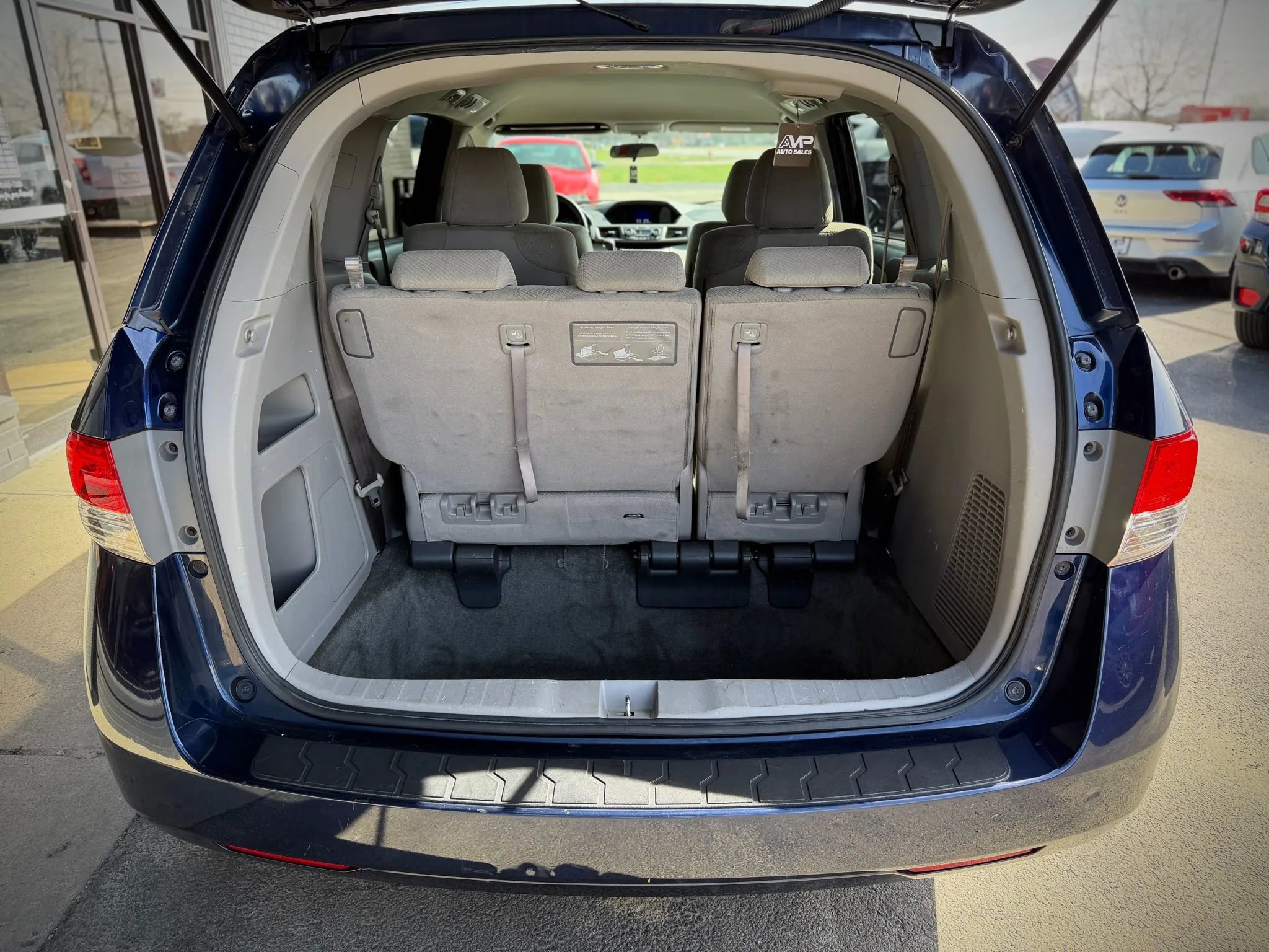 Used 2016 Honda Odyssey LX image 4