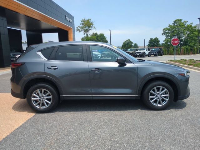 Used 2023 MAZDA CX-5 AWD 2.5 S w/ Select Package image 3