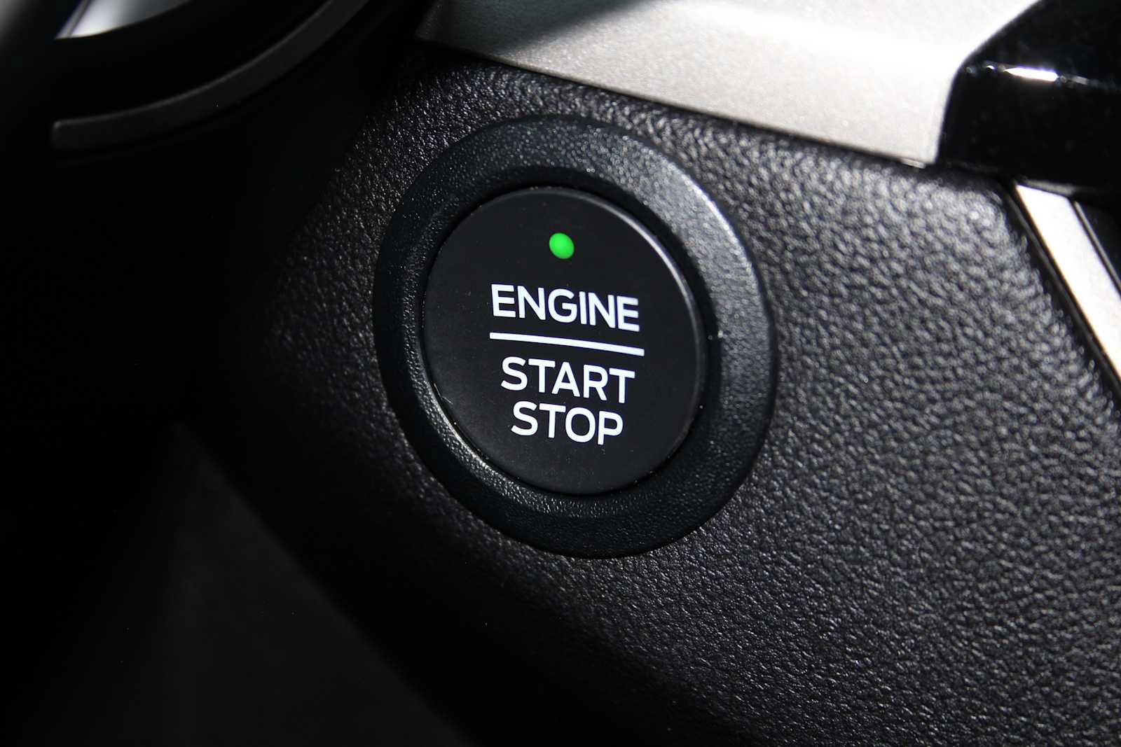 Used 2022 Ford Escape SE w/ Cold Weather Package AWD/4WD image 36