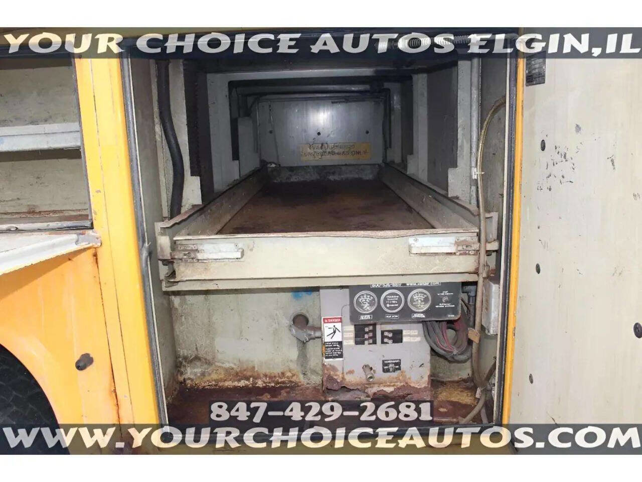 Used 2006 Chevrolet Kodiak C4500 2WD Regular Cab image 25