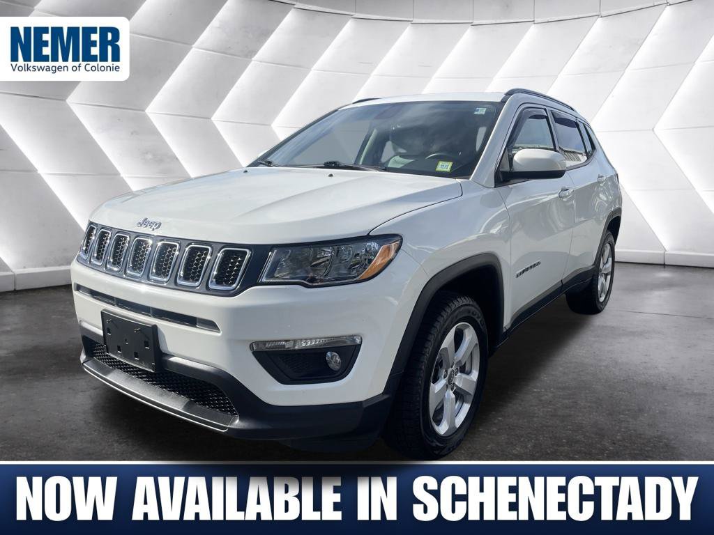 Used 2018 Jeep Compass Latitude w/ Popular Equipment Group AWD/4WD image 1