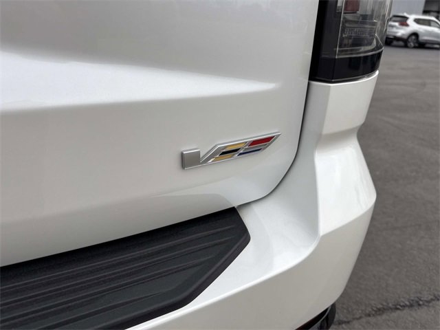 Certified 2025 Cadillac Escalade ESV V image 4