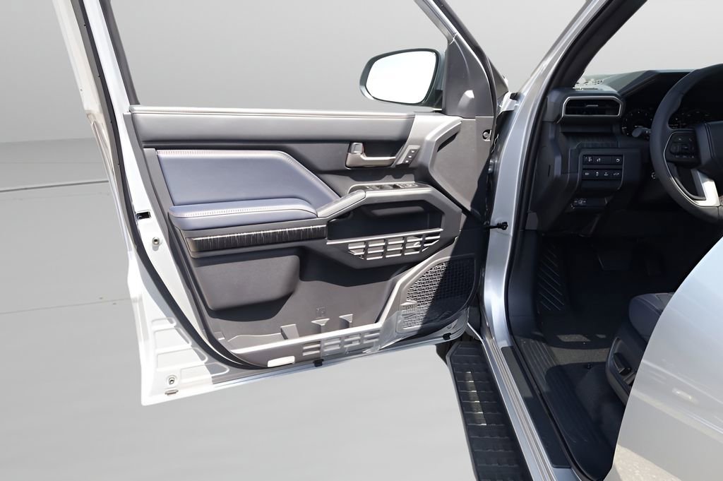 New 2026 Toyota 4Runner 4WD image 7