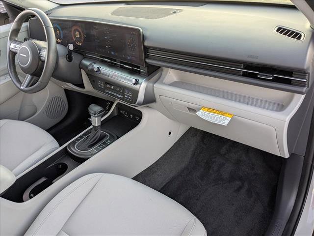 Used 2025 Hyundai Kona SEL FWD image 20