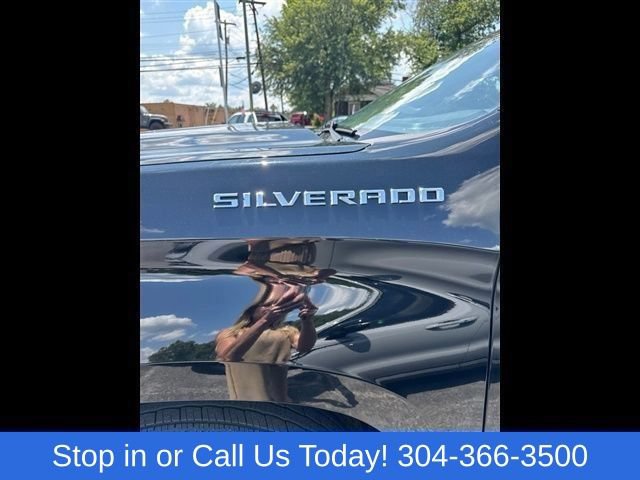 Used 2023 Chevrolet Silverado 1500 LT AWD/4WD image 4