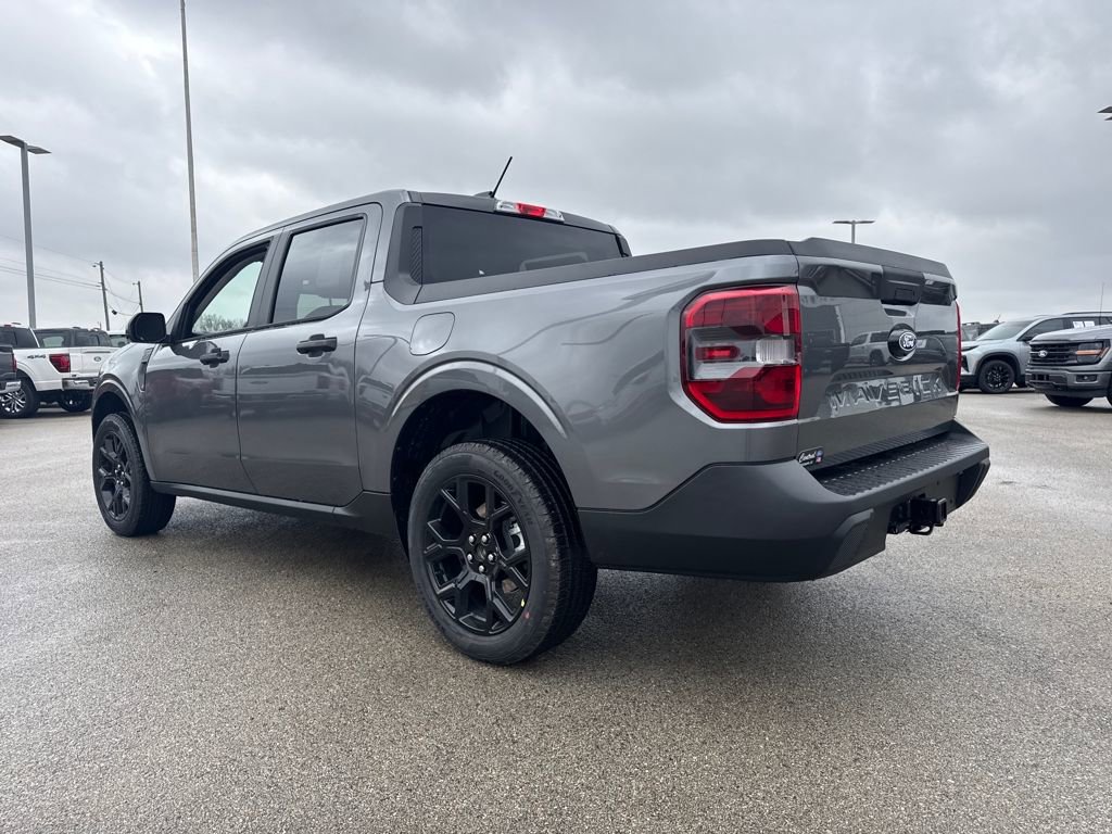 New 2026 Ford Maverick XLT w/ Black Appearance Package image 4