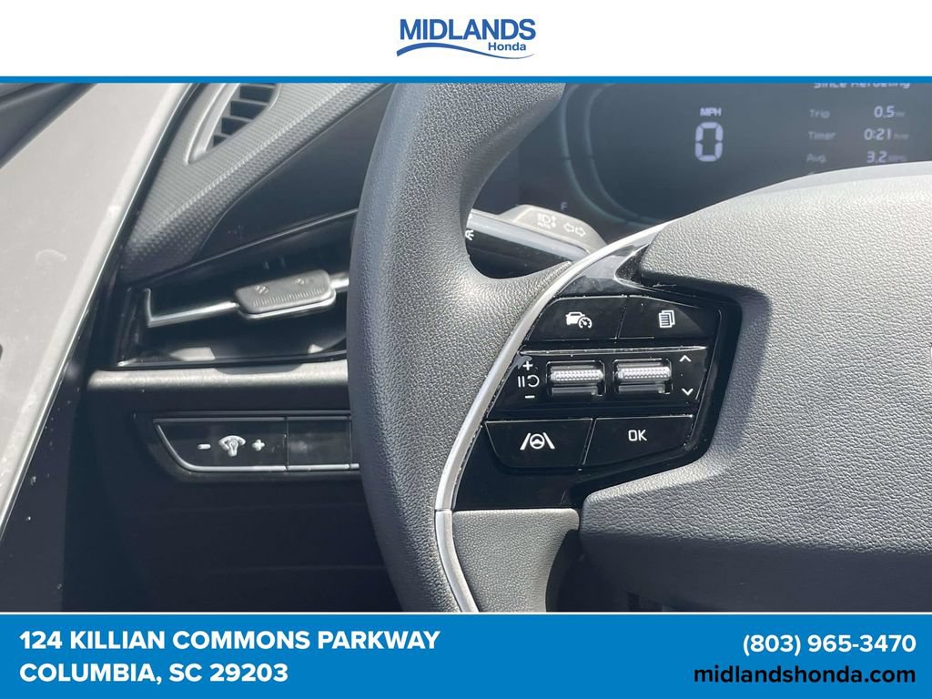 Used 2024 Kia Niro LX FWD image 21