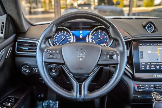 Used 2019 Maserati Ghibli S image 29